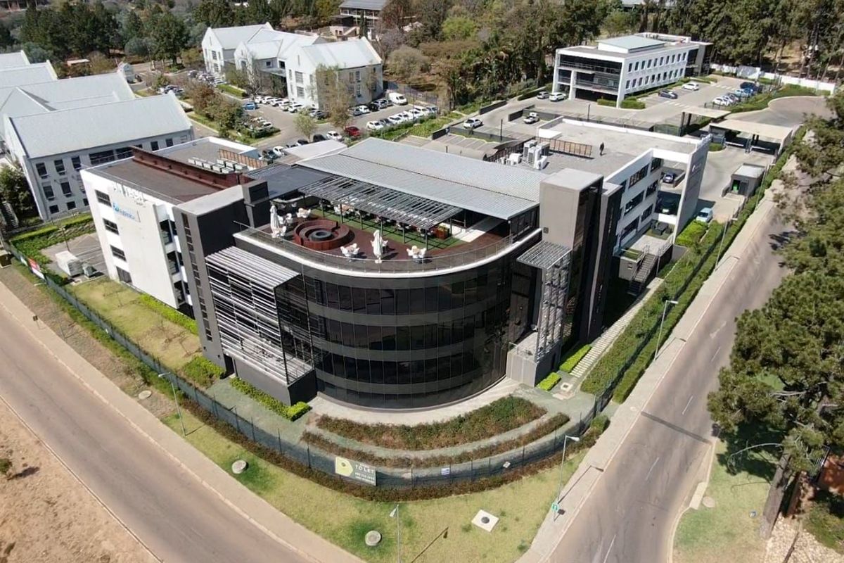 Investment Purchase - P Grade campus -Lynnwood -Pretoria - Photo 2