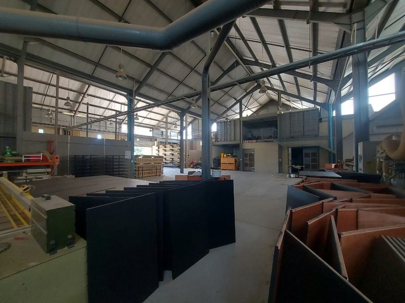 Immaculate & Functional Warehouse For Sale - KIRKNEY - Photo 4