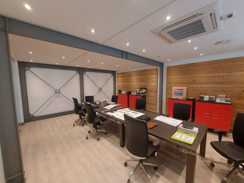 Immaculate & Functional Warehouse For Sale - KIRKNEY - Photo 5