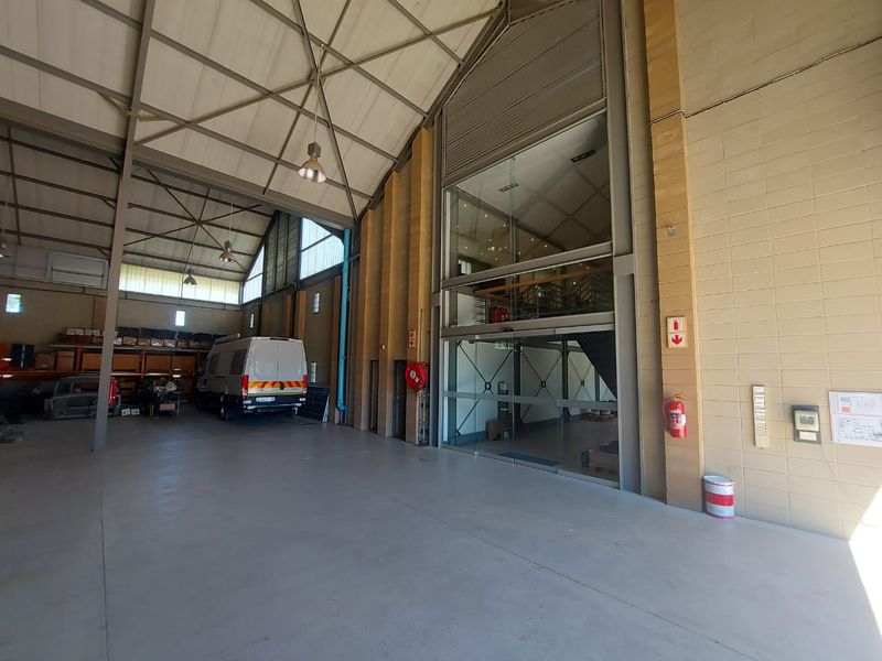 Immaculate & Functional Warehouse For Sale - KIRKNEY - Photo 3