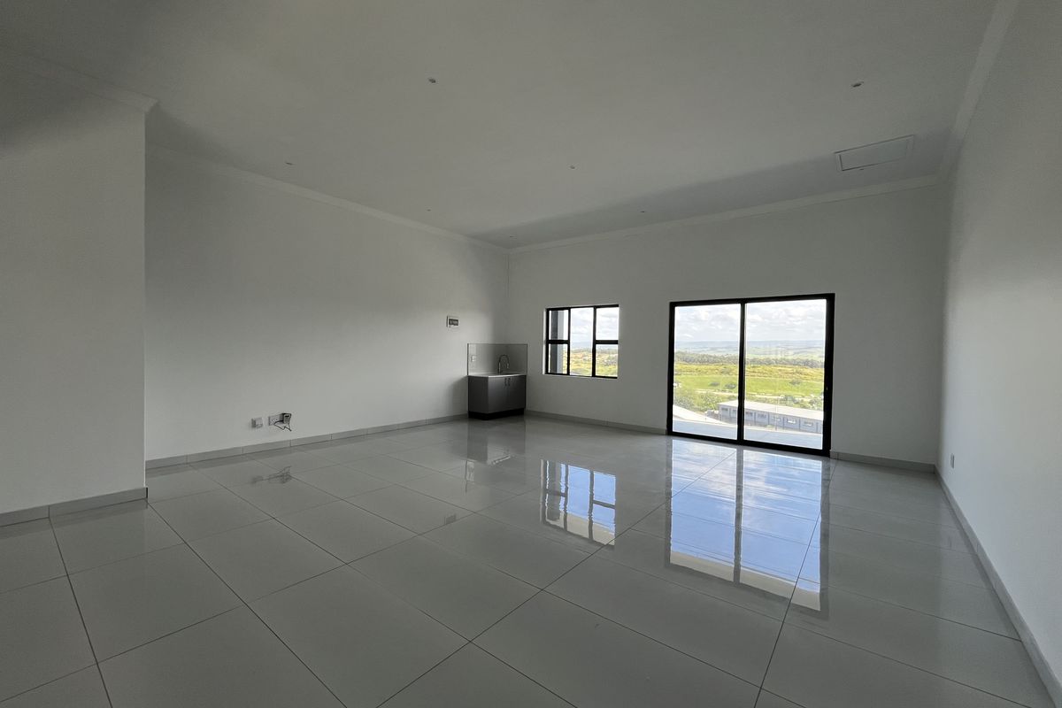 Premium Top-Floor Office Space to Rent – Central Ballito - Photo 5