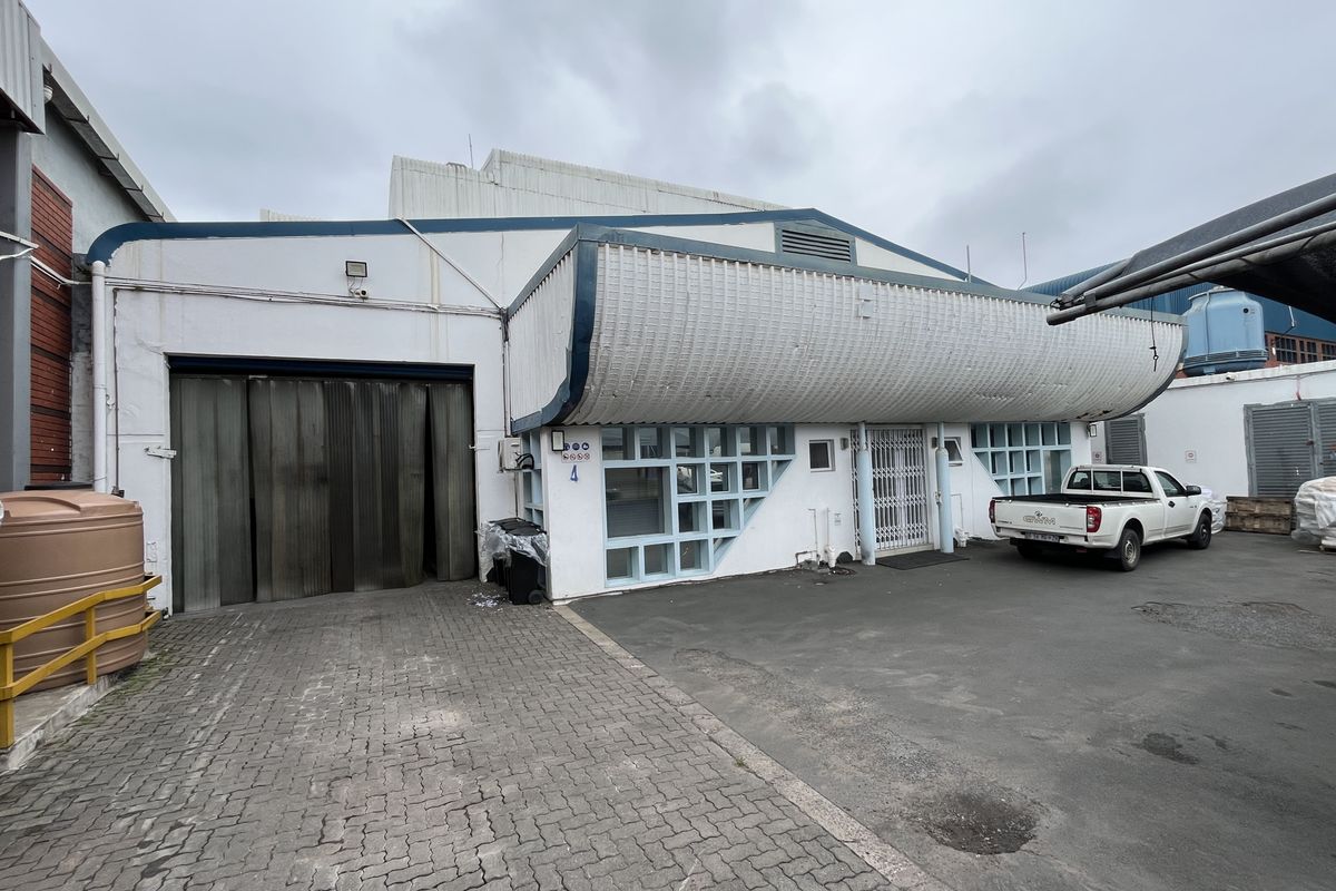 Industrial Facility with 3-Phase Power – 4 Maplefield Place, Springfield Park - Photo 2