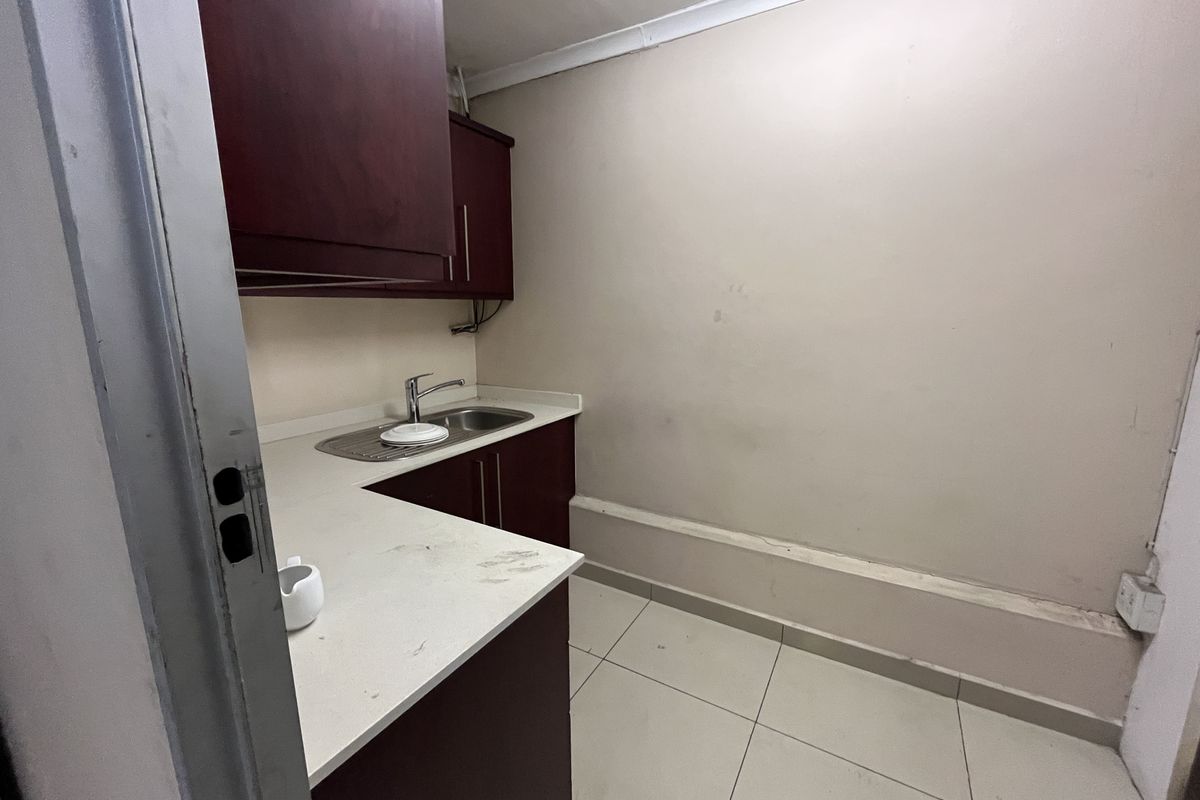 Industrial Property with High Power Supply – 9 Palmfield Road, Springfield Park - Photo 4