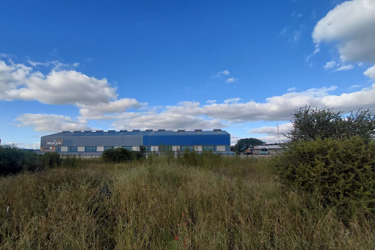 Prime Vacant Industrial Land – Investment Opportunity - Photo 3