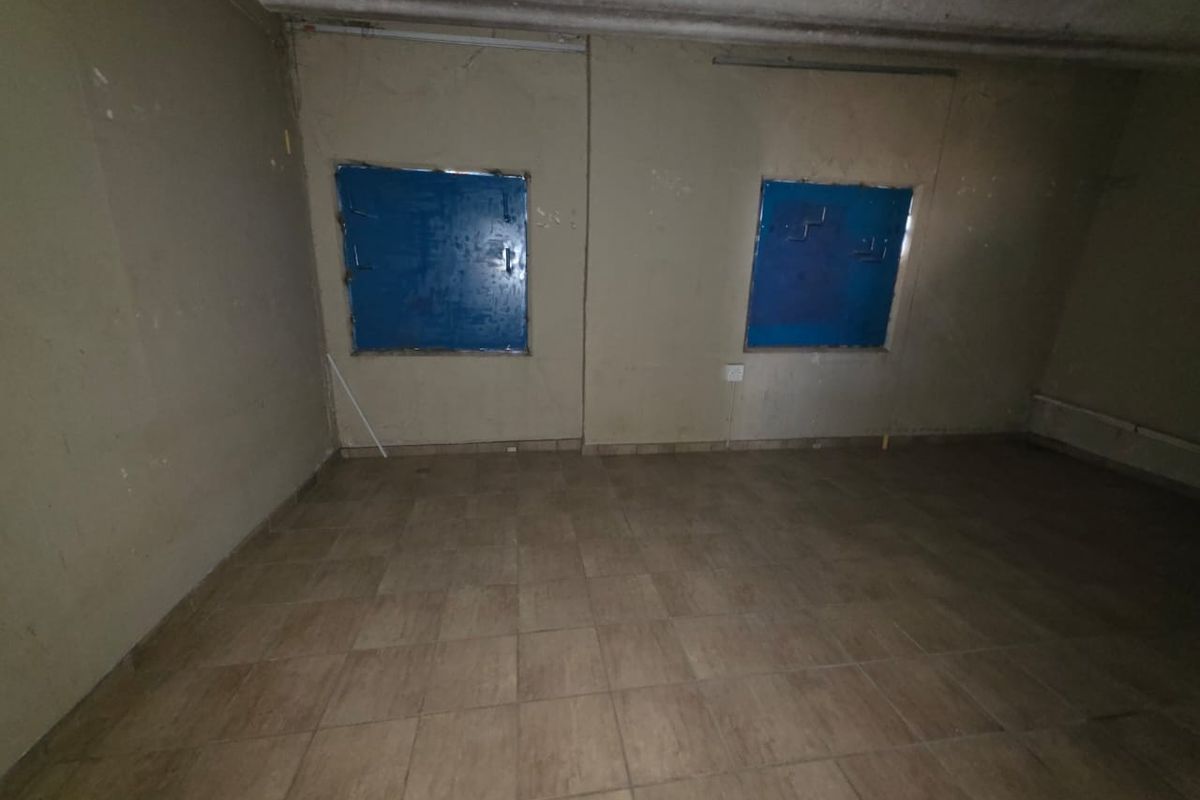 COMMERCIAL SPACE FOR SALE IN NALEDI - Photo 4