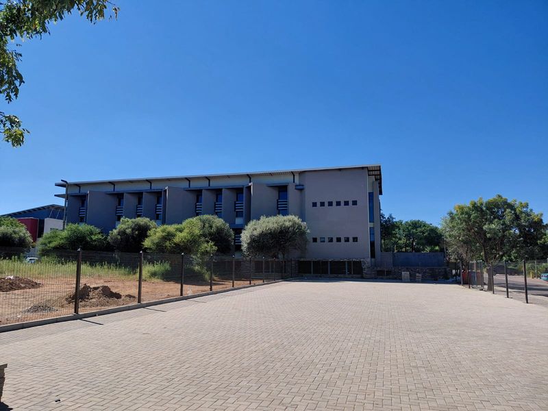 Exceptional Office Building – Bendor, Polokwane - Photo 10