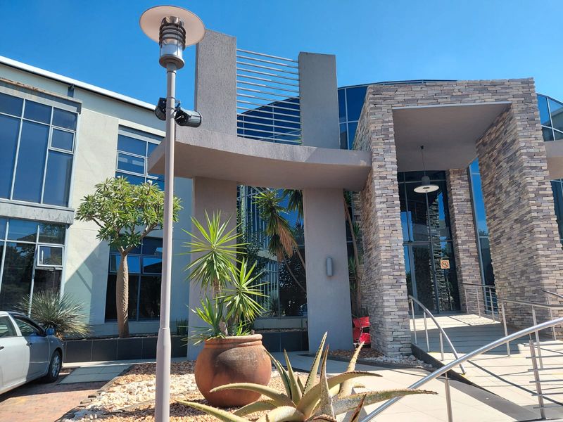 Exceptional Office Building – Bendor, Polokwane - Photo 3