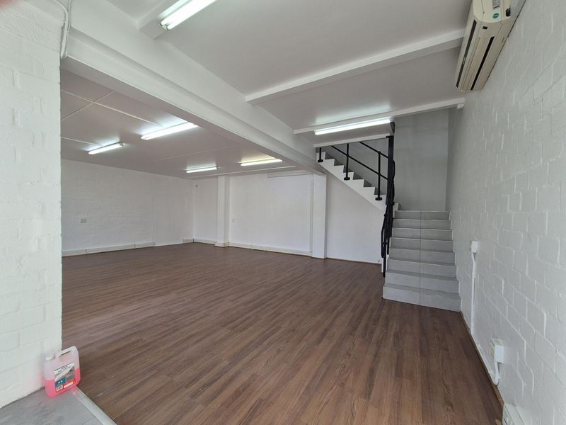 COMMERCIAL PROPERY TO LET - KINGFISHER PARK (The Intechange) - Photo 9