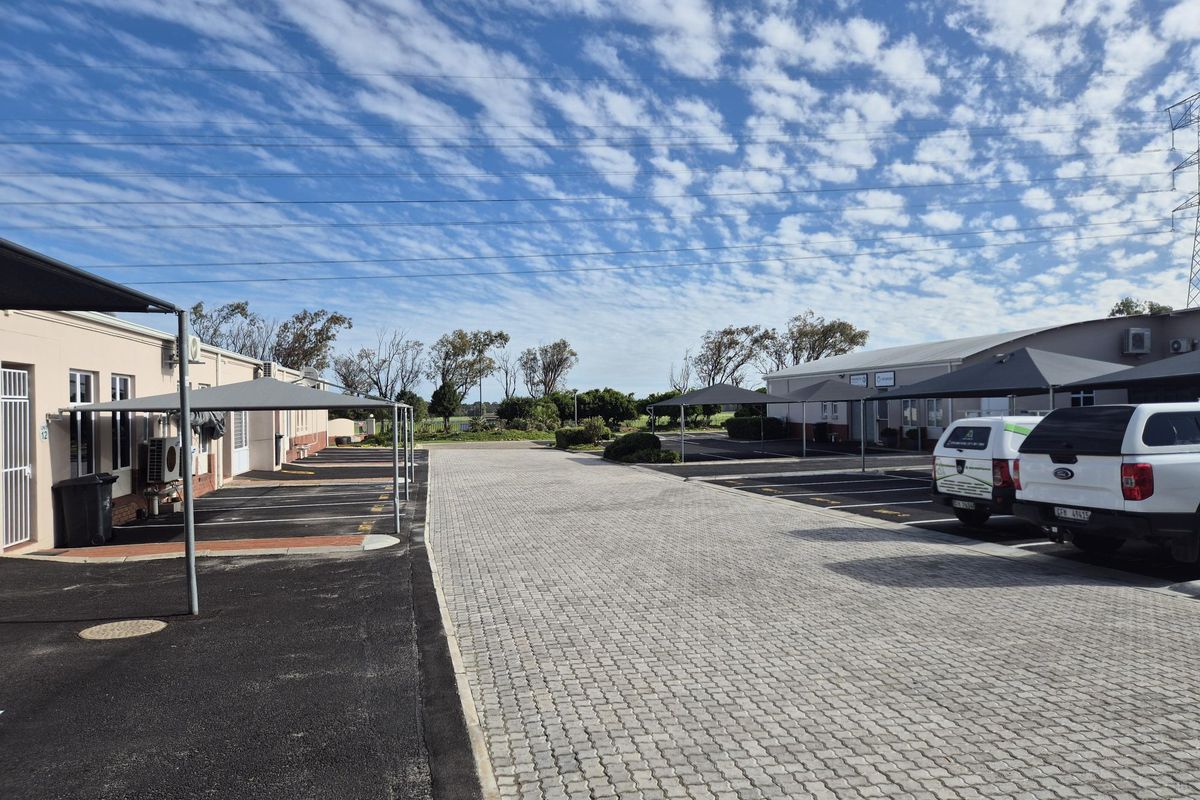 COMMERCIAL PROPERY TO LET - KINGFISHER PARK (The Intechange) - Photo 4