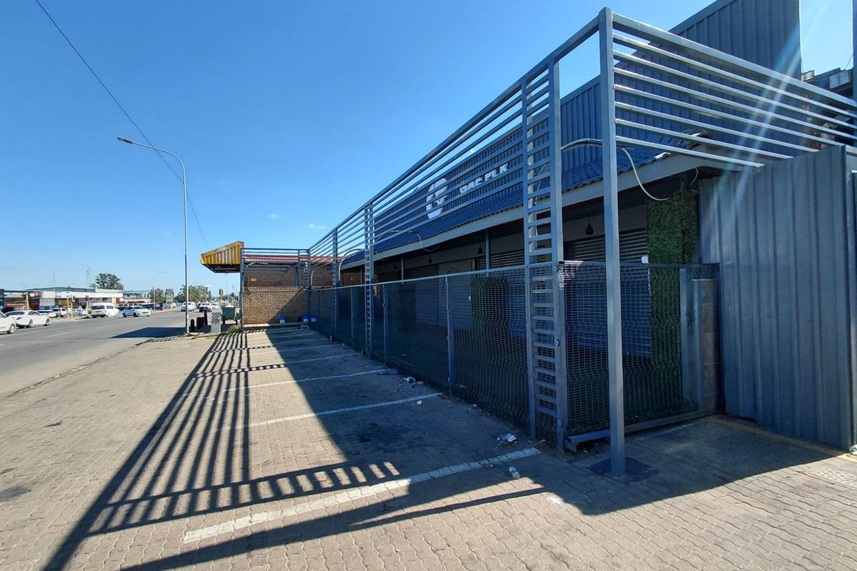 Prime Commercial Investment – Ready to Earn - Photo 3