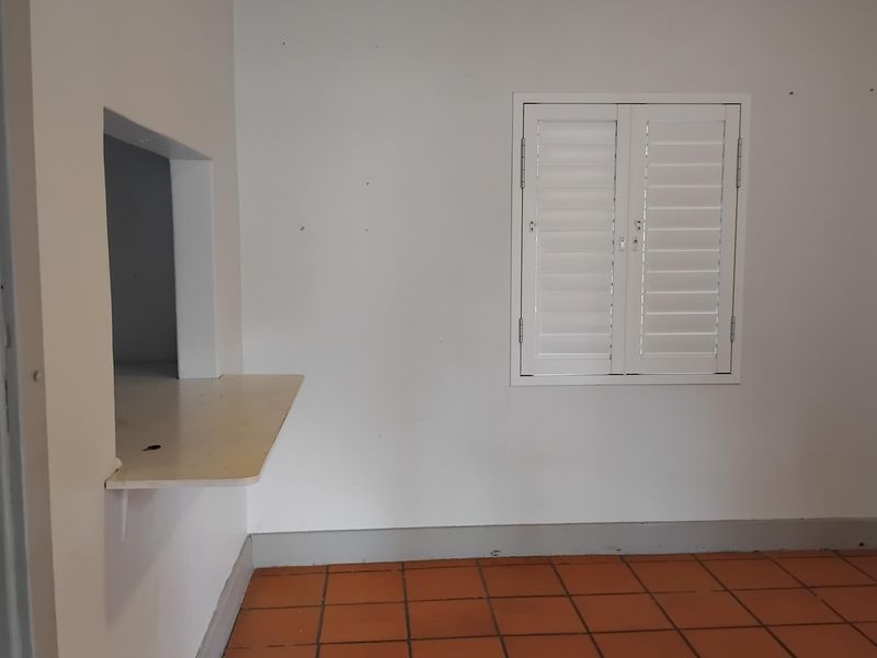 Commercial space To Let - Photo 4