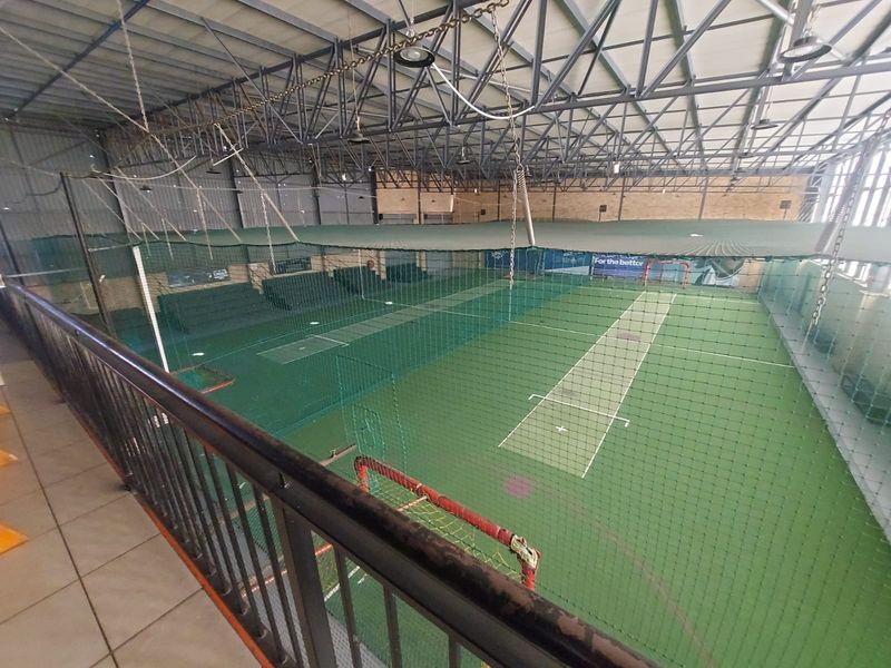 INDUSTRIAL WAREHOUSE FOR SALE IN SECURE PARK - NORTH RIDING - Photo 5