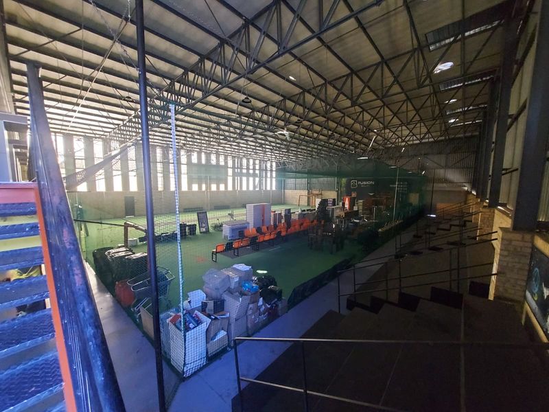 INDUSTRIAL WAREHOUSE FOR SALE IN SECURE PARK - NORTH RIDING - Photo 9