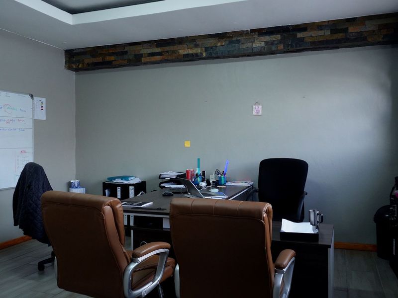 Commercial property for sale Secunda - Photo 9