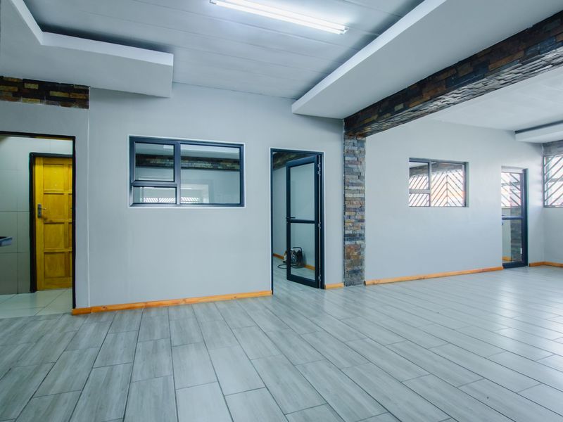 Commercial property for sale Secunda - Photo 6