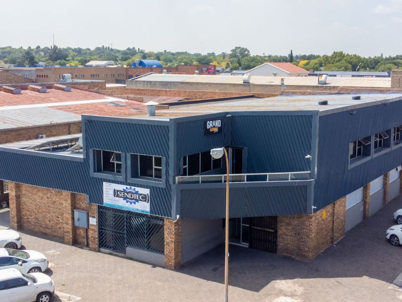 Commercial property for sale Secunda - Photo 1