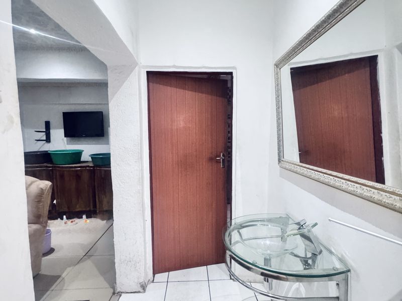 Prime Fully Rezoned Commercial Property – Endless Possibilities - Photo 10