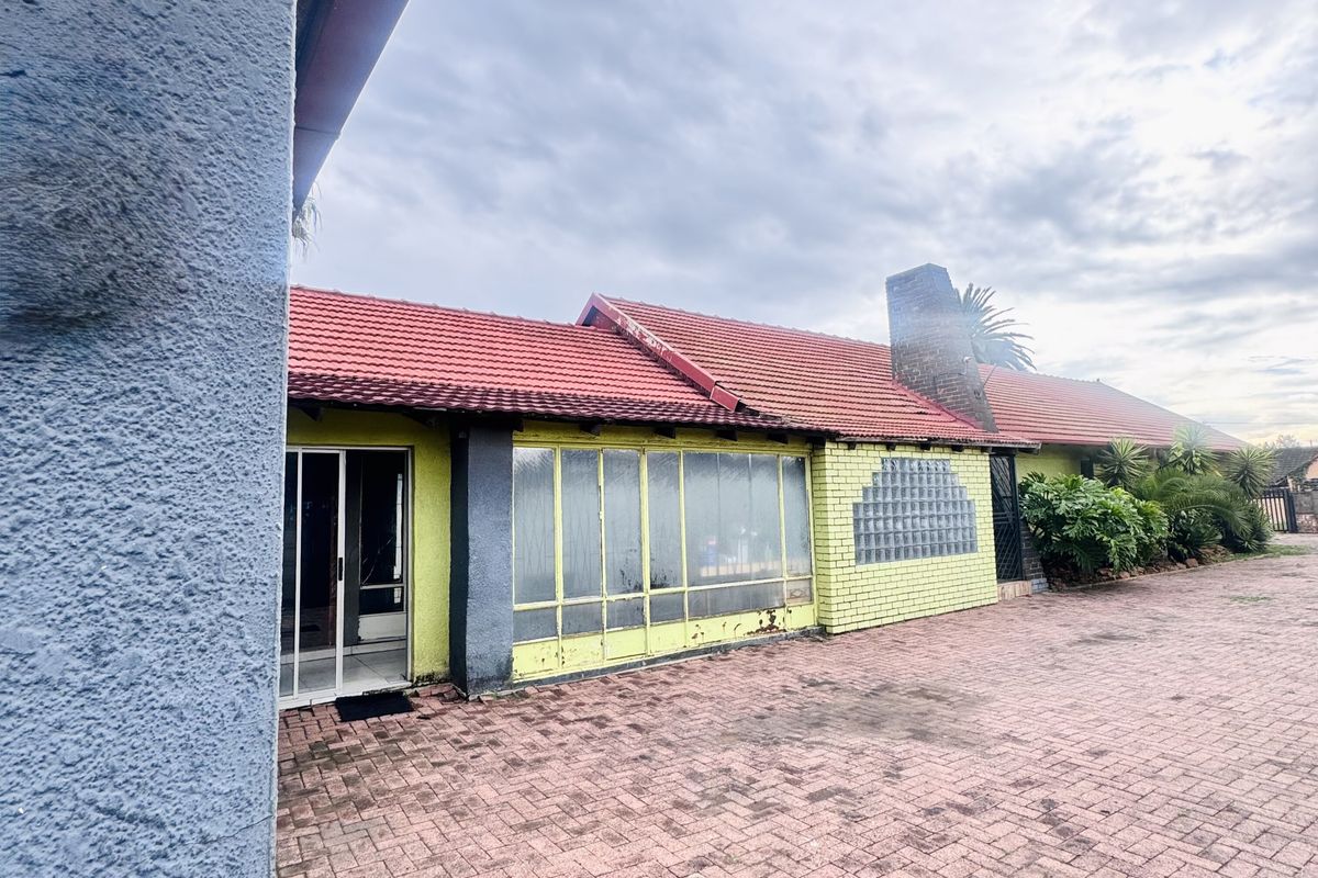 Prime Fully Rezoned Commercial Property – Endless Possibilities - Photo 2