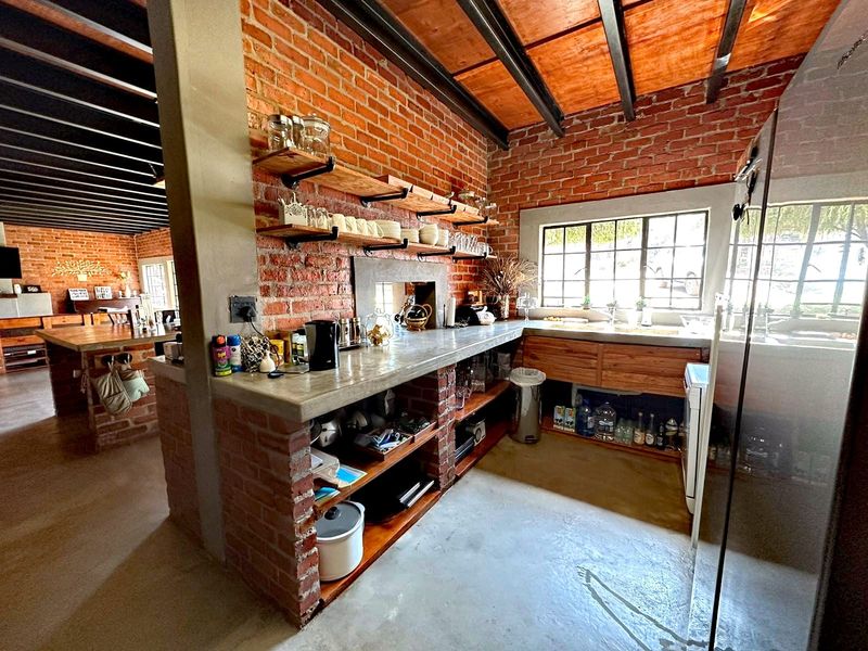 “Your own piece of Bushveld Paradise” - Photo 10