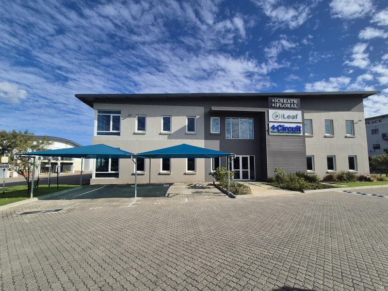 OFFICE TO LET  - THE GROVE BUSINESS PARK - Photo 3