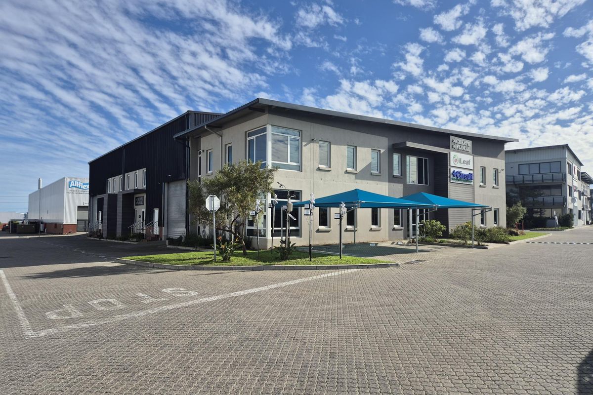 OFFICE TO LET  - THE GROVE BUSINESS PARK - Photo 2