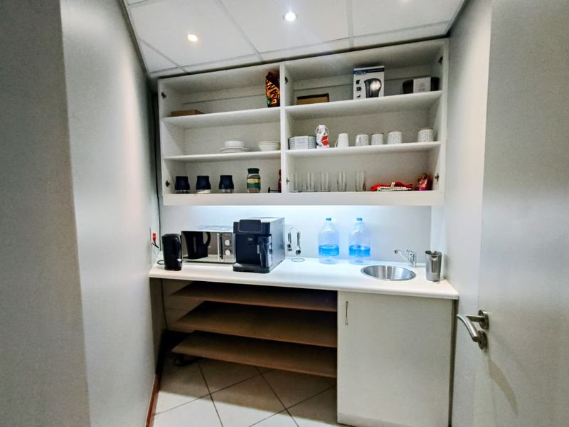 Prime Office Space in the Heart of Jeffreys Bay Central - Photo 8