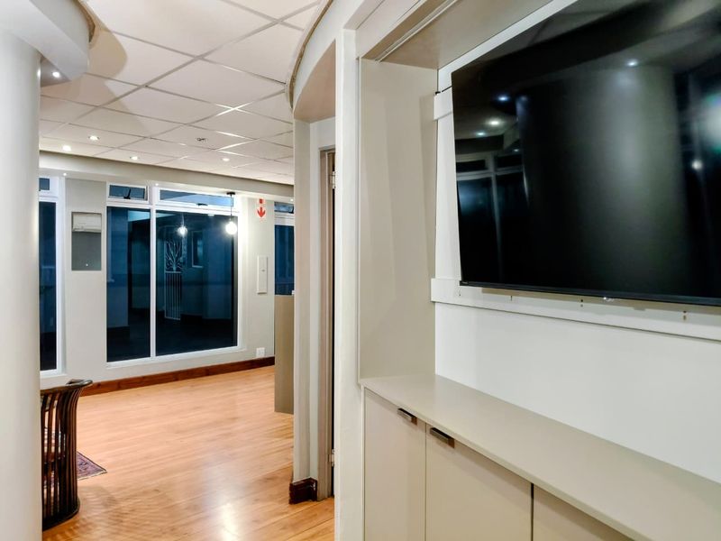 Prime Office Space in the Heart of Jeffreys Bay Central - Photo 6