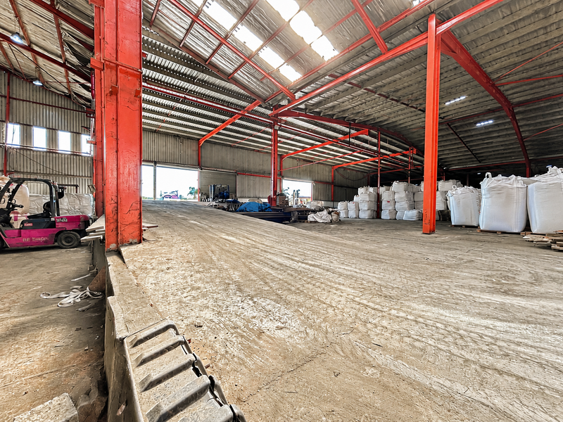7 618 sqms Warehouse available for Sale - Photo 5