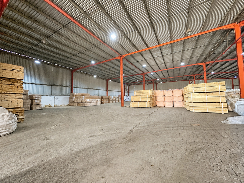 7 618 sqms Warehouse available for Sale - Photo 2
