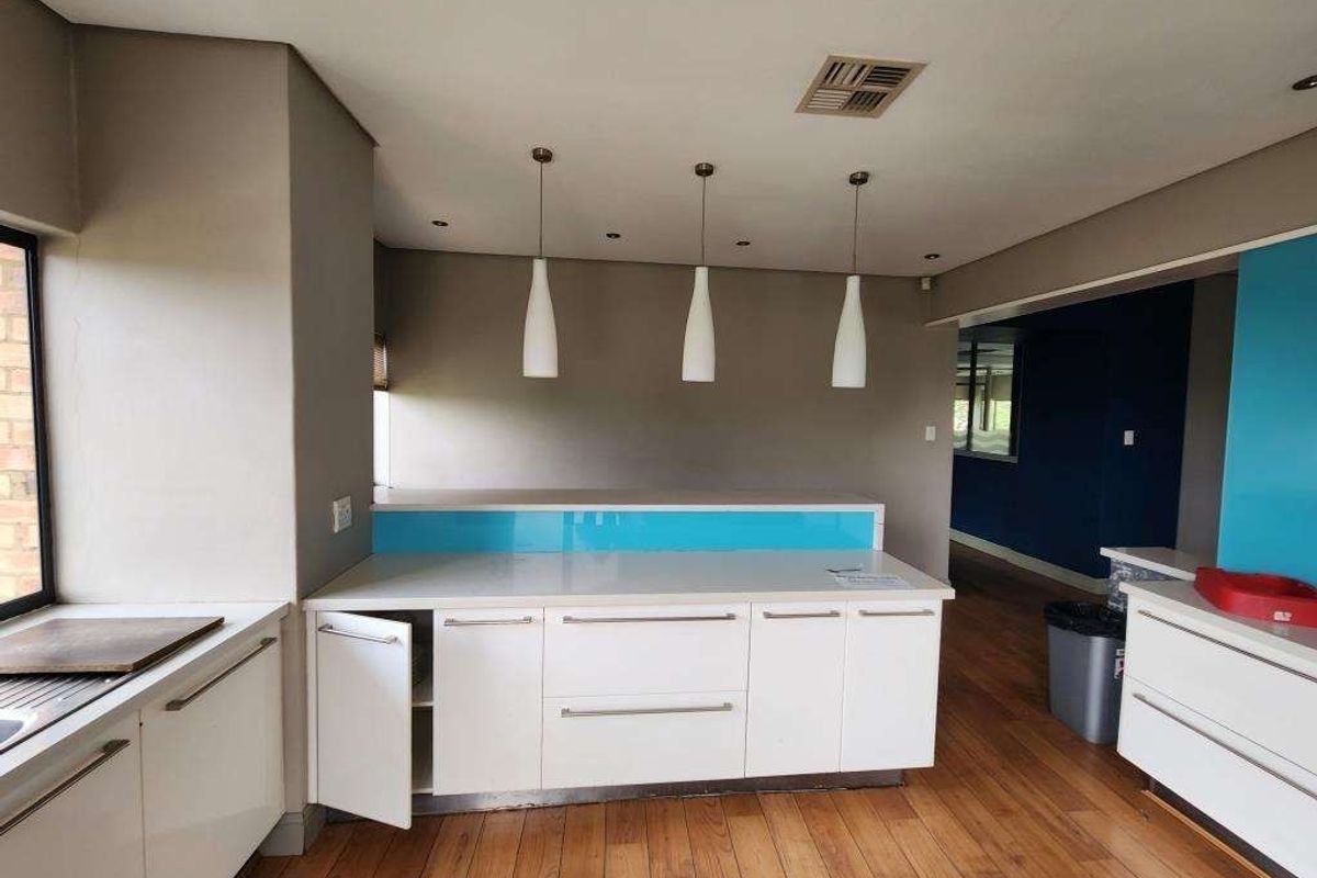 Billion Dollar Prime Commercial Property – Kempton Park,Rhodesfield - Photo 4