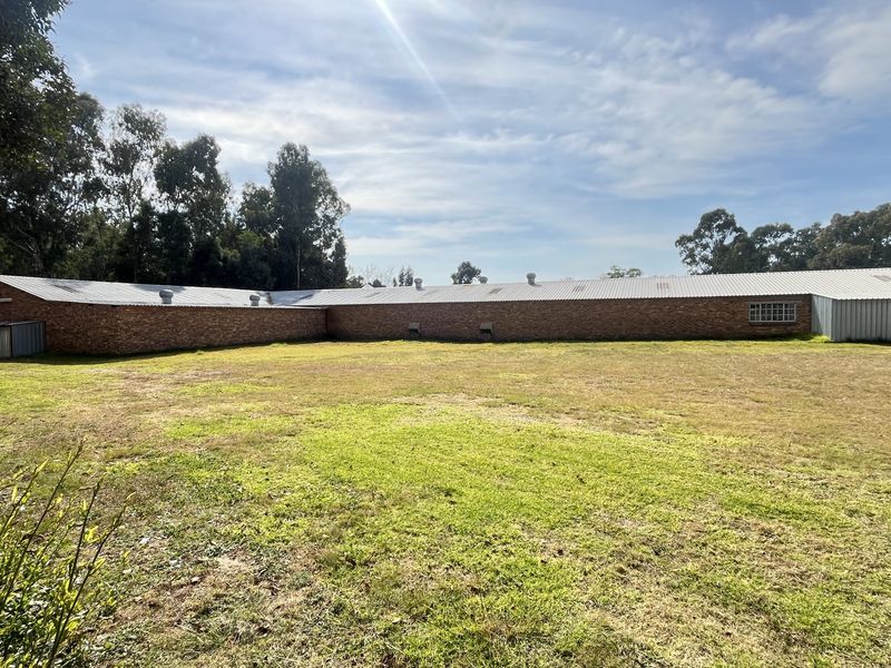 versatile Industrial 2 property with a residential component - Photo 5