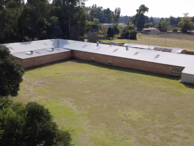 versatile Industrial 2 property with a residential component - Photo 4