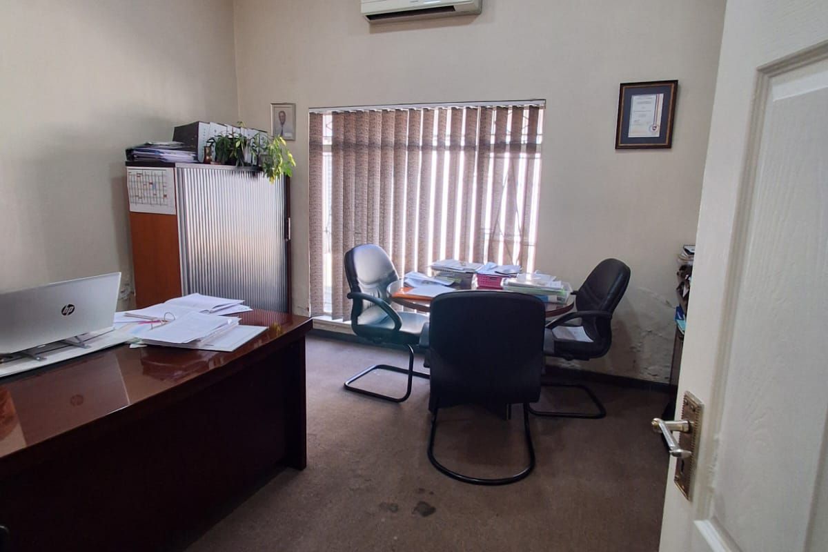 Prime Commercial Property for Sale in the Heart of Vereeniging. - Photo 5