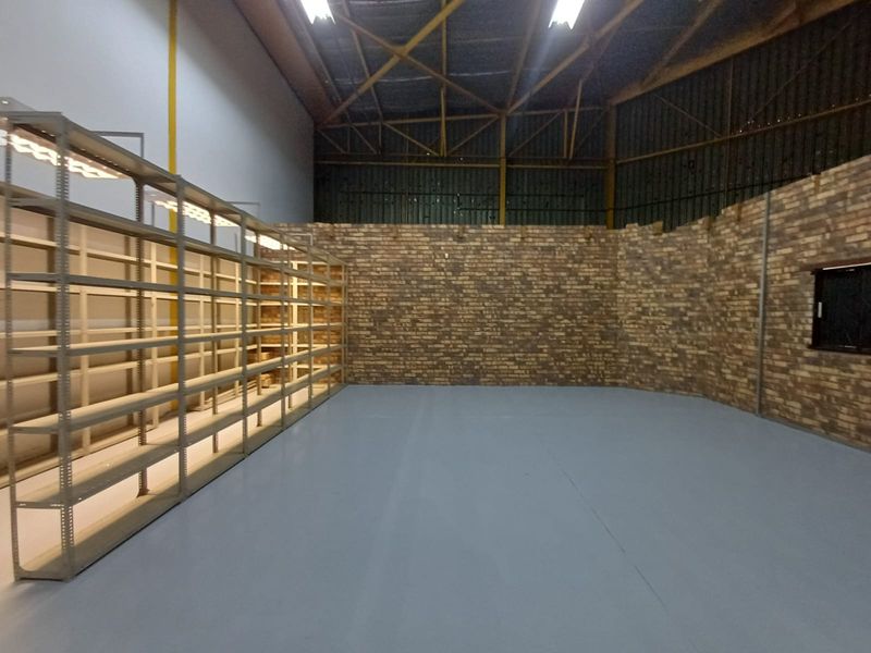 Truly Neat As A Pin Commercial Situated In A Prime Location In Vanderbijlpark. - Photo 6