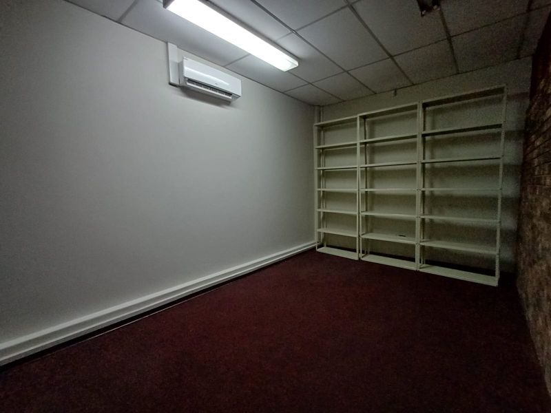 Truly Neat As A Pin Commercial Situated In A Prime Location In Vanderbijlpark. - Photo 8