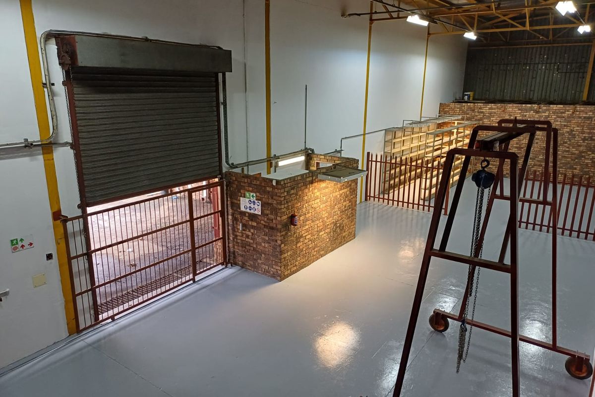 Truly Neat As A Pin Commercial Situated In A Prime Location In Vanderbijlpark. - Photo 3