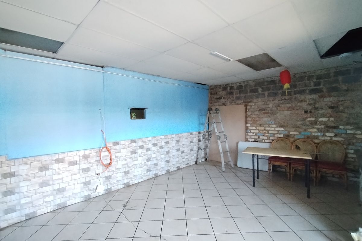 2 Room Commercial Property To-Let In Dalview - Photo 3