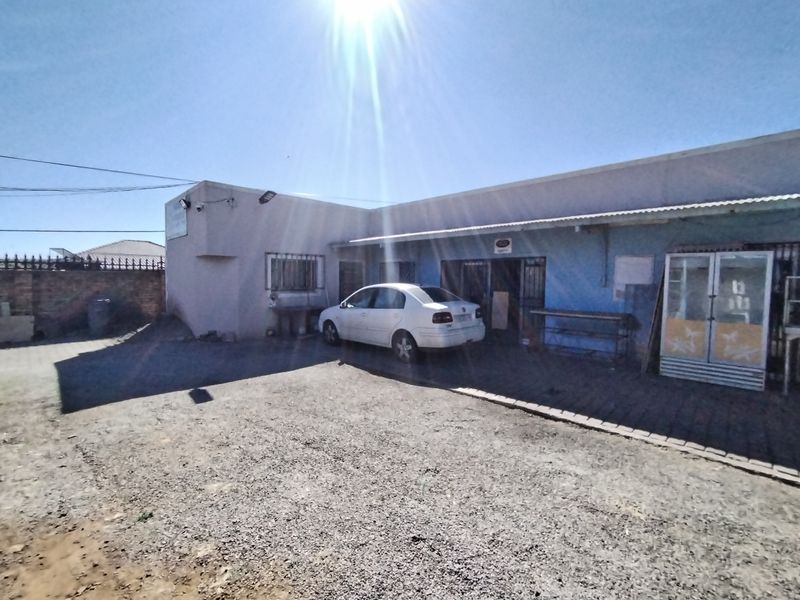 2 Room Commercial Property To-Let In Dalview - Photo 6