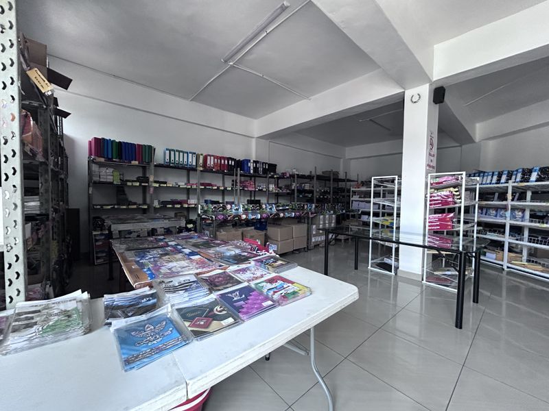 Prime Springfield Park Industrial Investment with Secure Income Potential - Photo 10
