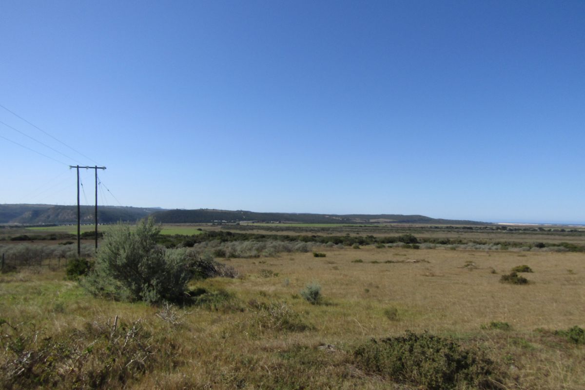 African Coastal Paradise - Photo 4
