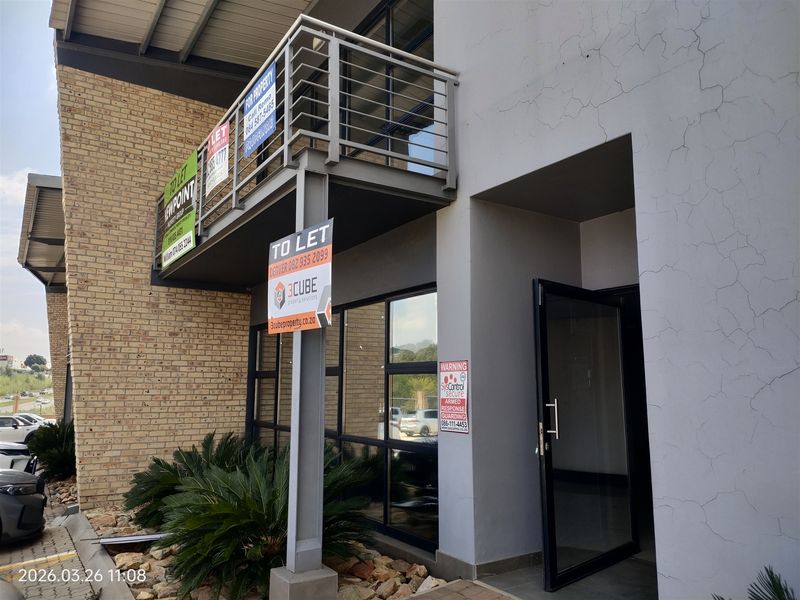 517m2  Warehouse  - TO LEASE - Photo 3