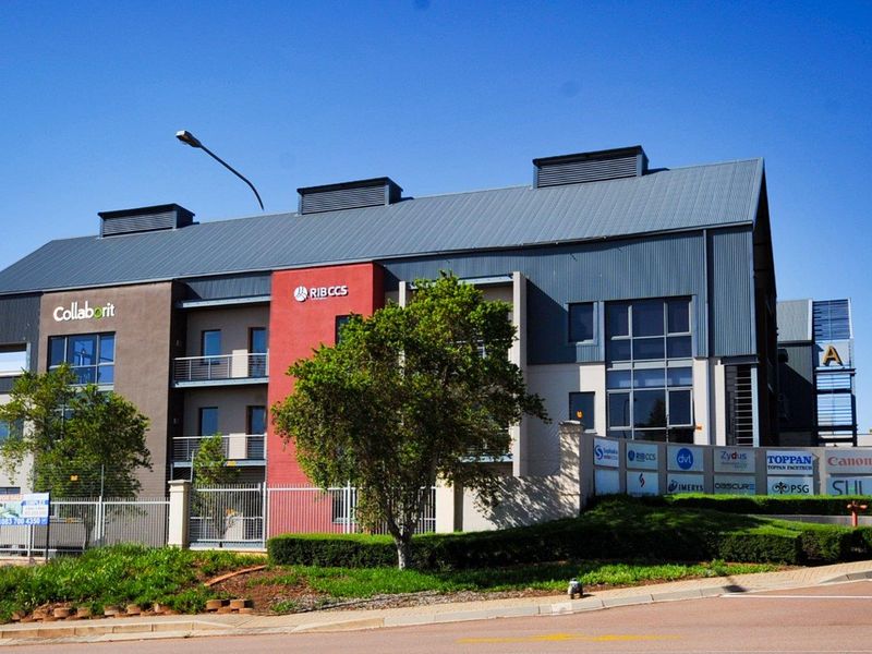 Irene Office Space with 24-Hour Security and Backup Utilities - Photo 3