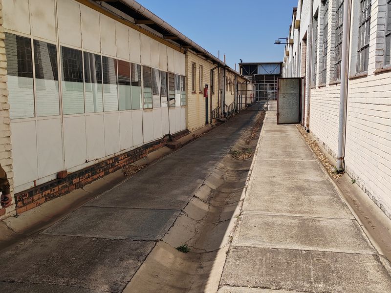 Warehouse For Sale In Pretoria - Photo 5