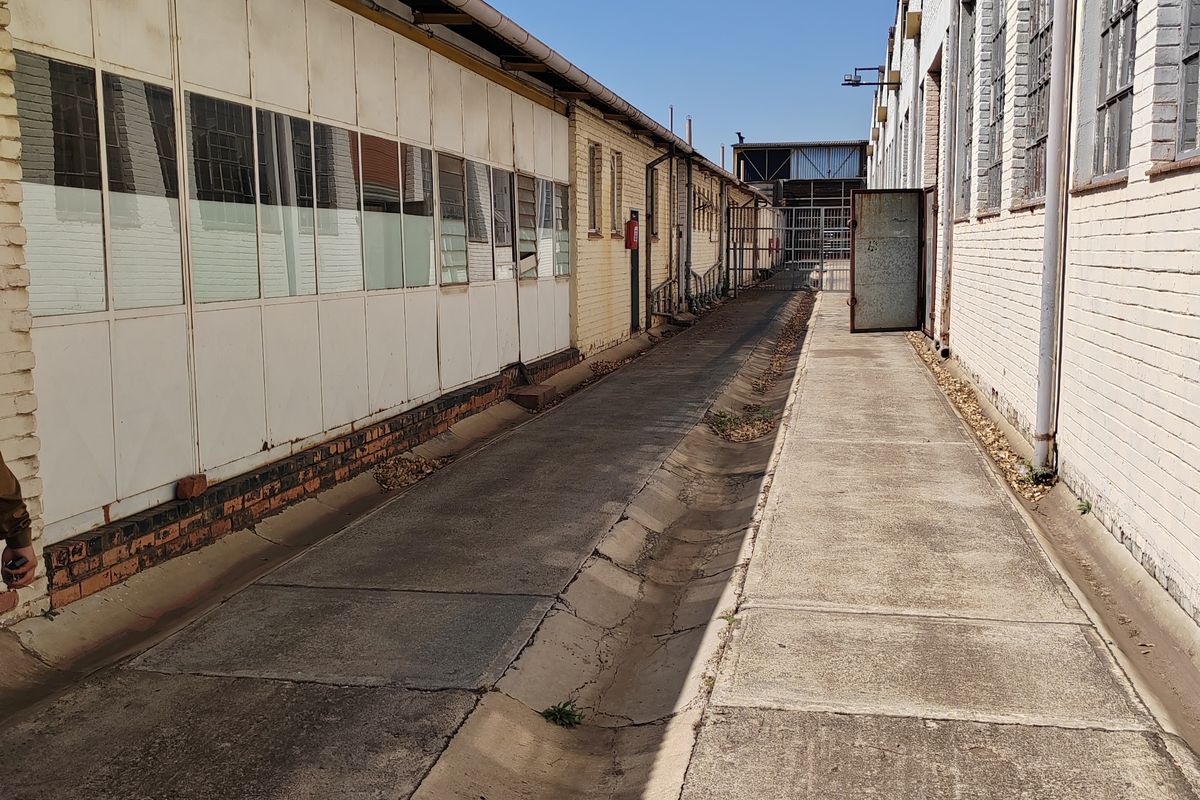 Warehouse For Sale In Pretoria - Photo 5