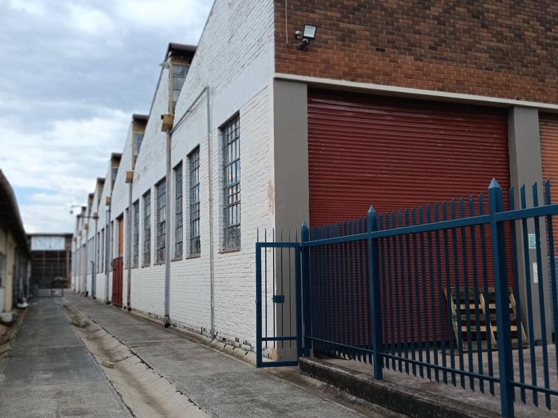 Warehouse For Sale In Pretoria - Photo 4