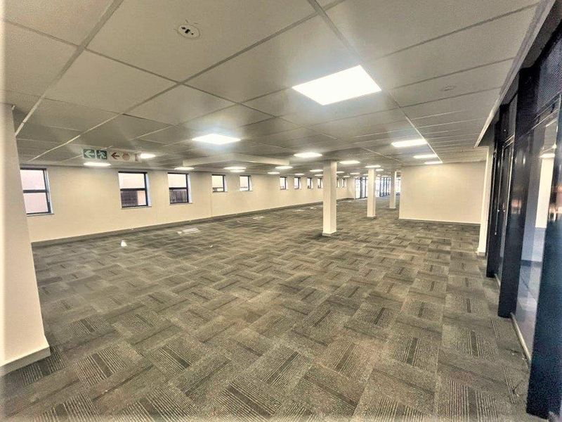 Commercial office space to let in Waverley - Photo 4