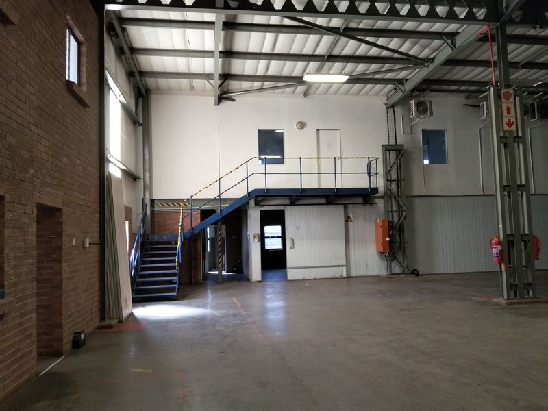 1796sqm-warehouse-to-let-strijdompark-randburg-gauteng-south-africa - Photo 9