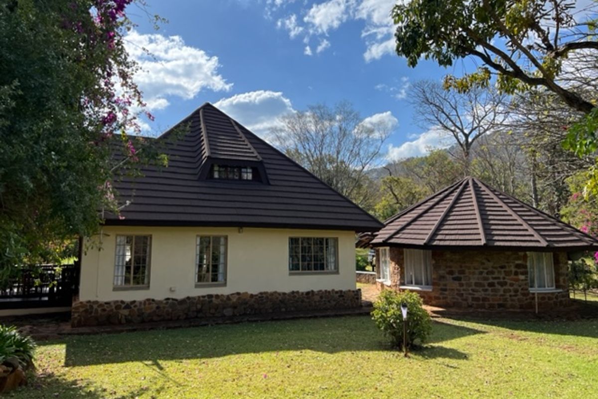 Serene 23-Hectare Farmstead Retreat in scenic Schoemanskloof, Nelspruit. - Photo 2