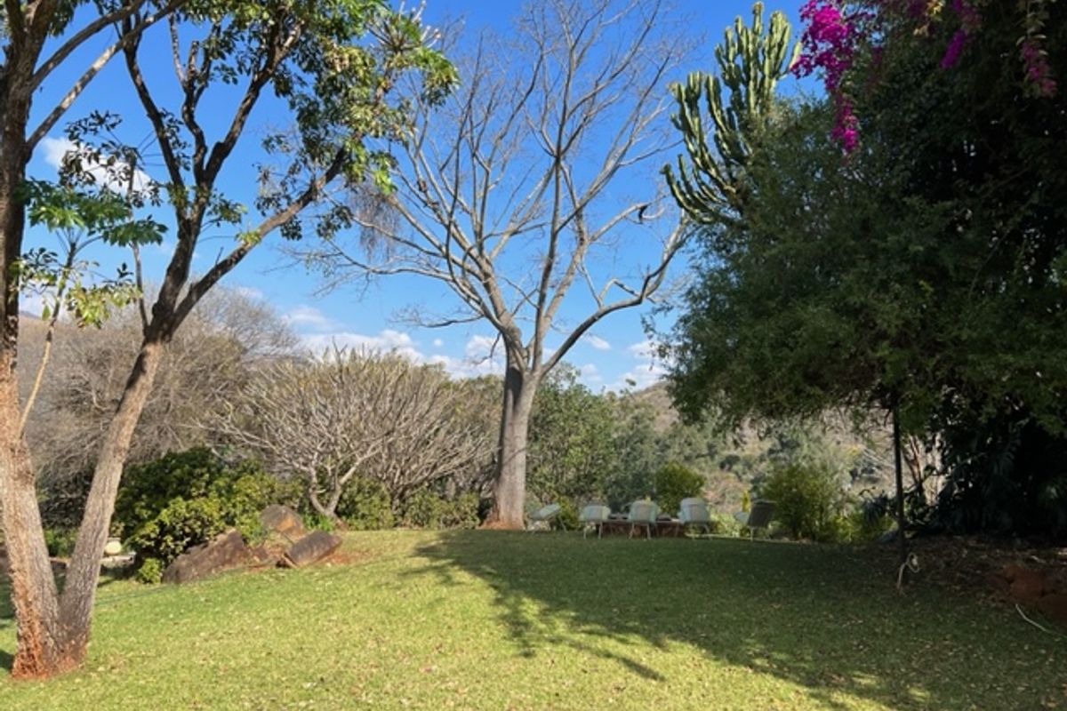 Serene 23-Hectare Farmstead Retreat in scenic Schoemanskloof, Nelspruit. - Photo 5