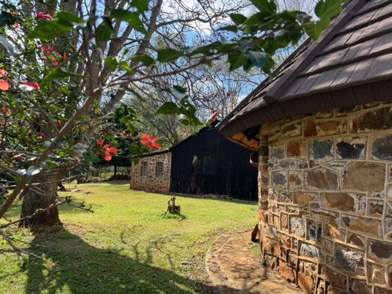 Serene 23-Hectare Farmstead Retreat in scenic Schoemanskloof, Nelspruit. - Photo 7